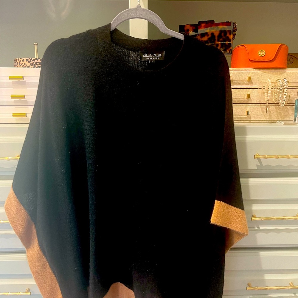 100% Cashmere wrap/poncho